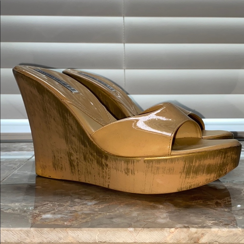 Tan wedges